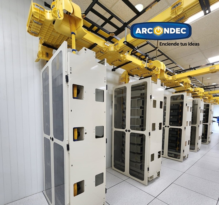 Conectividad industrial mediante infraestructura eléctrica especializada